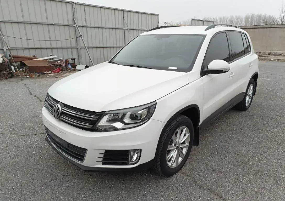 2015 Volkswagen Tiguan 1.8T 160HP L4 6AT