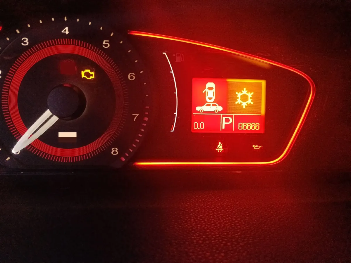 2012 Roewe 550 1.8L 133HP L4 5AT,autocango,china used car exporter,china ev exporter,chinese used car exporter,chinese used ev exporter