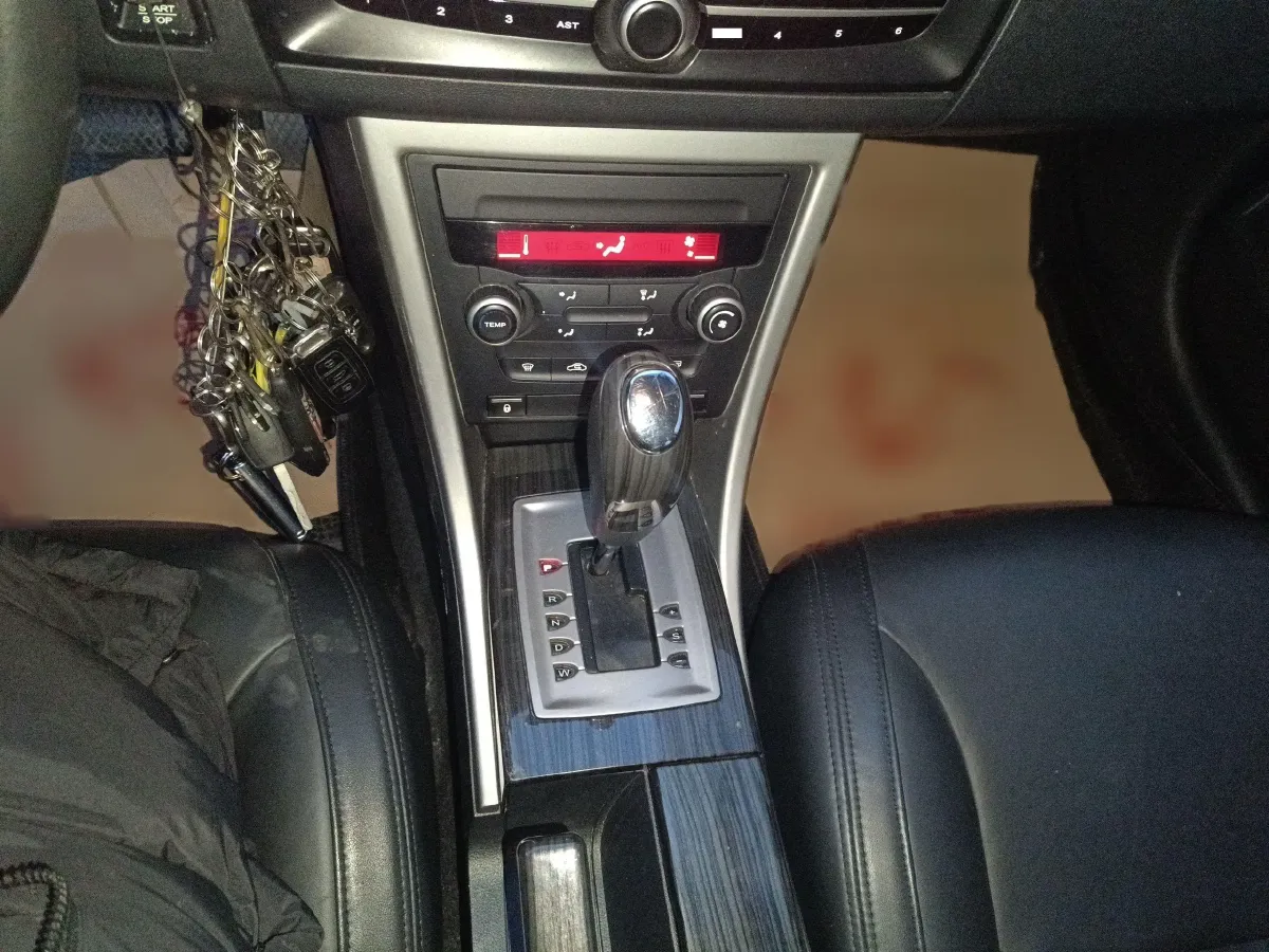 2012 Roewe 550 1.8L 133HP L4 5AT,autocango,china used car exporter,china ev exporter,chinese used car exporter,chinese used ev exporter