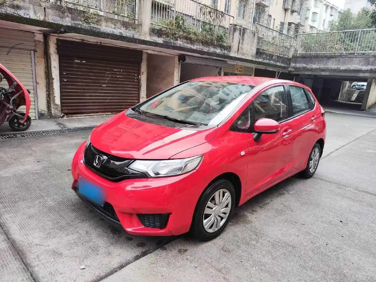 2016 Honda Fit 1.5L 131HP L4 CVT