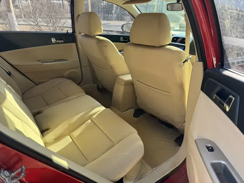 2013 Brilliance Auto H330 1.5L 105HP L4 5MT,autocango,china used car exporter,china ev exporter,chinese used car exporter,chinese used ev exporter