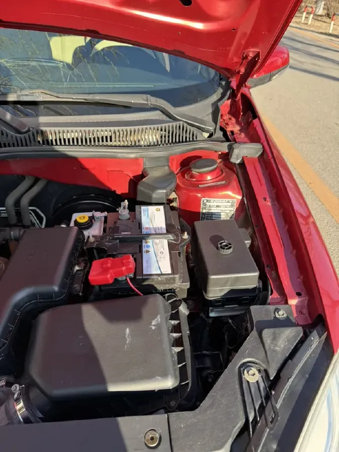 2013 Brilliance Auto H330 1.5L 105HP L4 5MT,autocango,china used car exporter,china ev exporter,chinese used car exporter,chinese used ev exporter