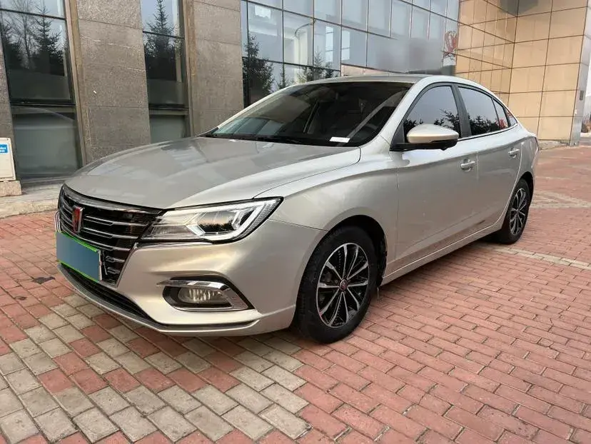 2020 Roewe i5 1.5L 120HP L4 CVT