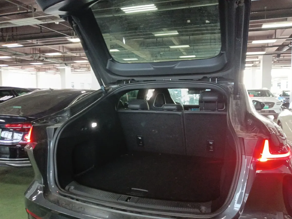 2023 Rising Auto R7 BEV 77KWH,autocango,china used car exporter,china ev exporter,chinese used car exporter,chinese used ev exporter