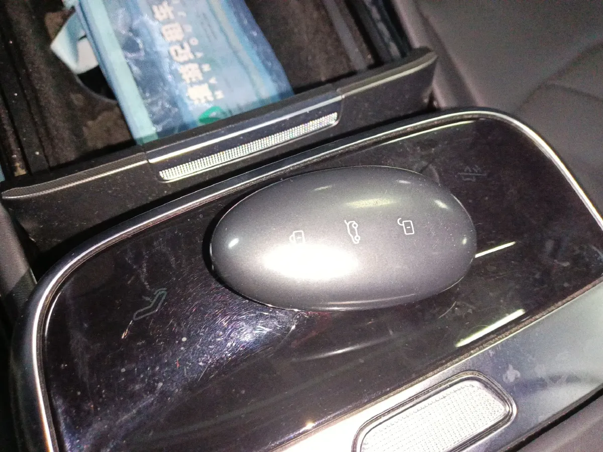 2023 Rising Auto R7 BEV 77KWH,autocango,china used car exporter,china ev exporter,chinese used car exporter,chinese used ev exporter