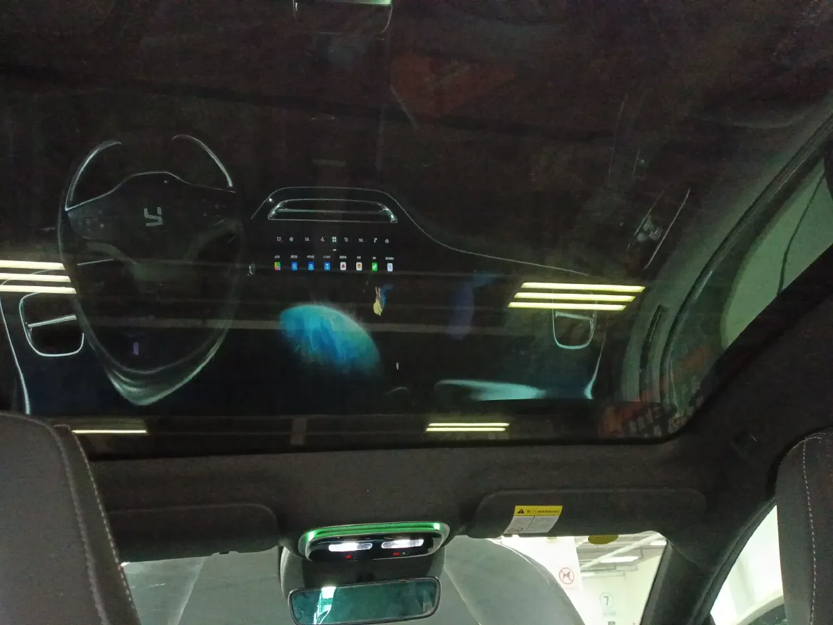 2023 Rising Auto R7 BEV 77KWH,autocango,china used car exporter,china ev exporter,chinese used car exporter,chinese used ev exporter