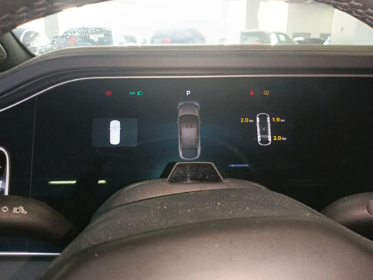 2023 Rising Auto R7 BEV 77KWH,autocango,china used car exporter,china ev exporter,chinese used car exporter,chinese used ev exporter