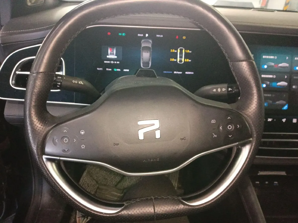 2023 Rising Auto R7 BEV 77KWH,autocango,china used car exporter,china ev exporter,chinese used car exporter,chinese used ev exporter