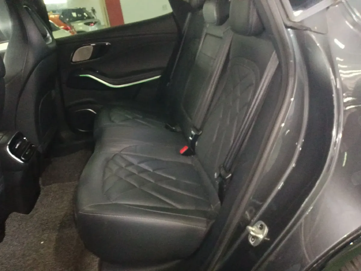 2023 Rising Auto R7 BEV 77KWH,autocango,china used car exporter,china ev exporter,chinese used car exporter,chinese used ev exporter