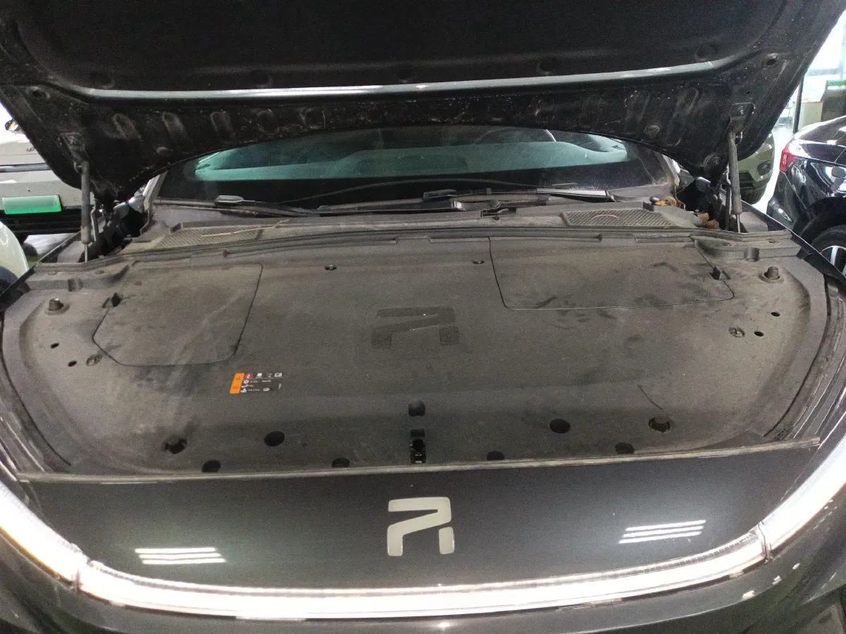 2023 Rising Auto R7 BEV 77KWH,autocango,china used car exporter,china ev exporter,chinese used car exporter,chinese used ev exporter