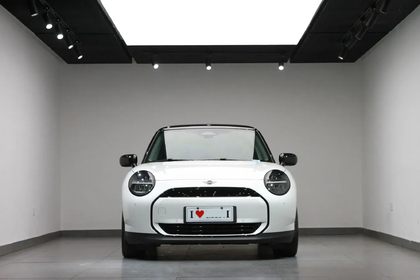 2024 MINI COOPER BEV 51.5KWH,autocango,china used car exporter,china ev exporter,chinese used car exporter,chinese used ev exporter