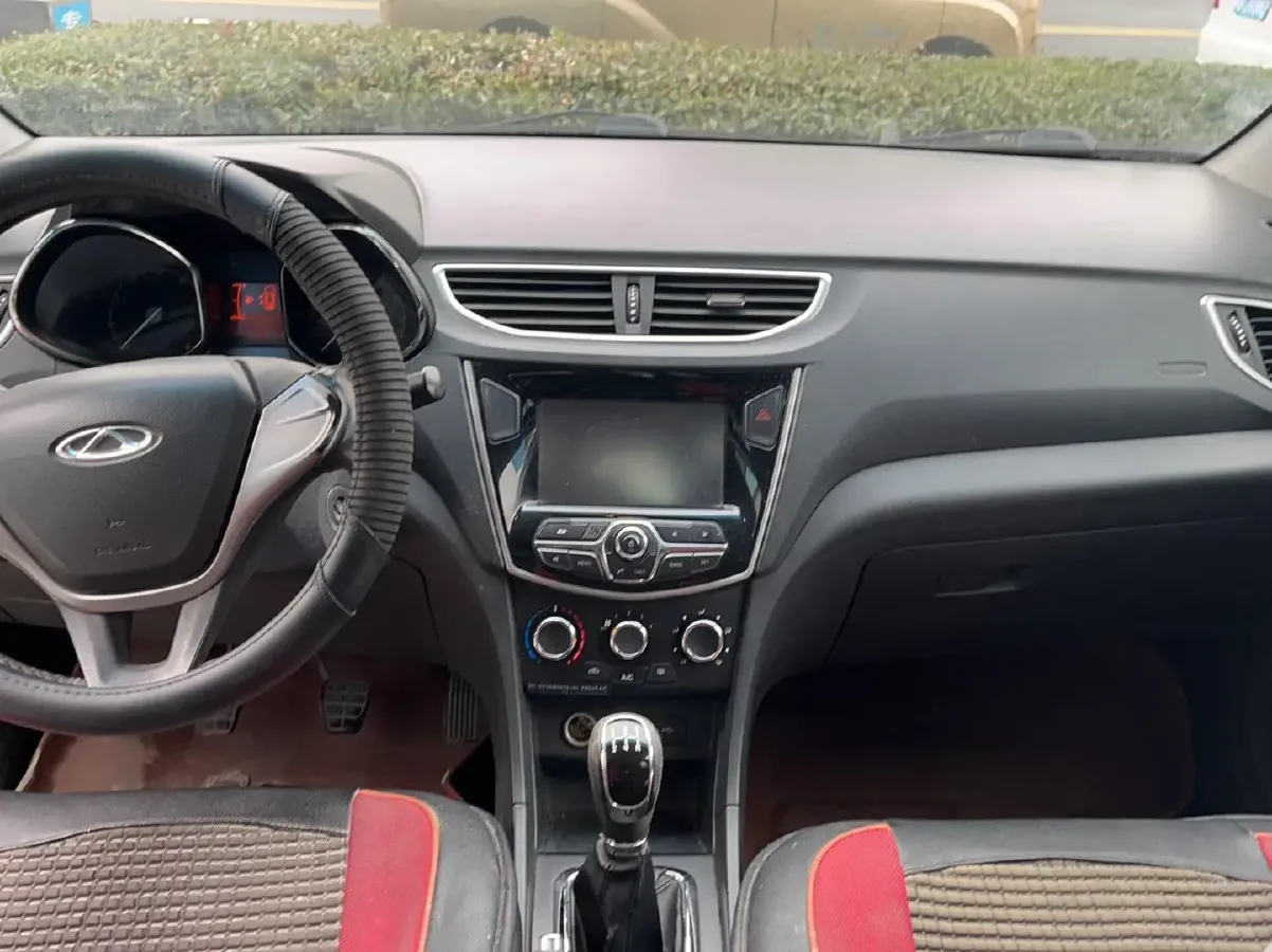 2015 Chery Arrizo 3 1.5L 109HP L4 5MT,autocango,china used car exporter,china ev exporter,chinese used car exporter,chinese used ev exporter