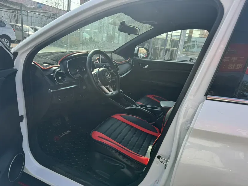 2021 DongFeng Fengon Fengon 500 1.5L 116HP L4 CVT,autocango,china used car exporter,china ev exporter,chinese used car exporter,chinese used ev exporter