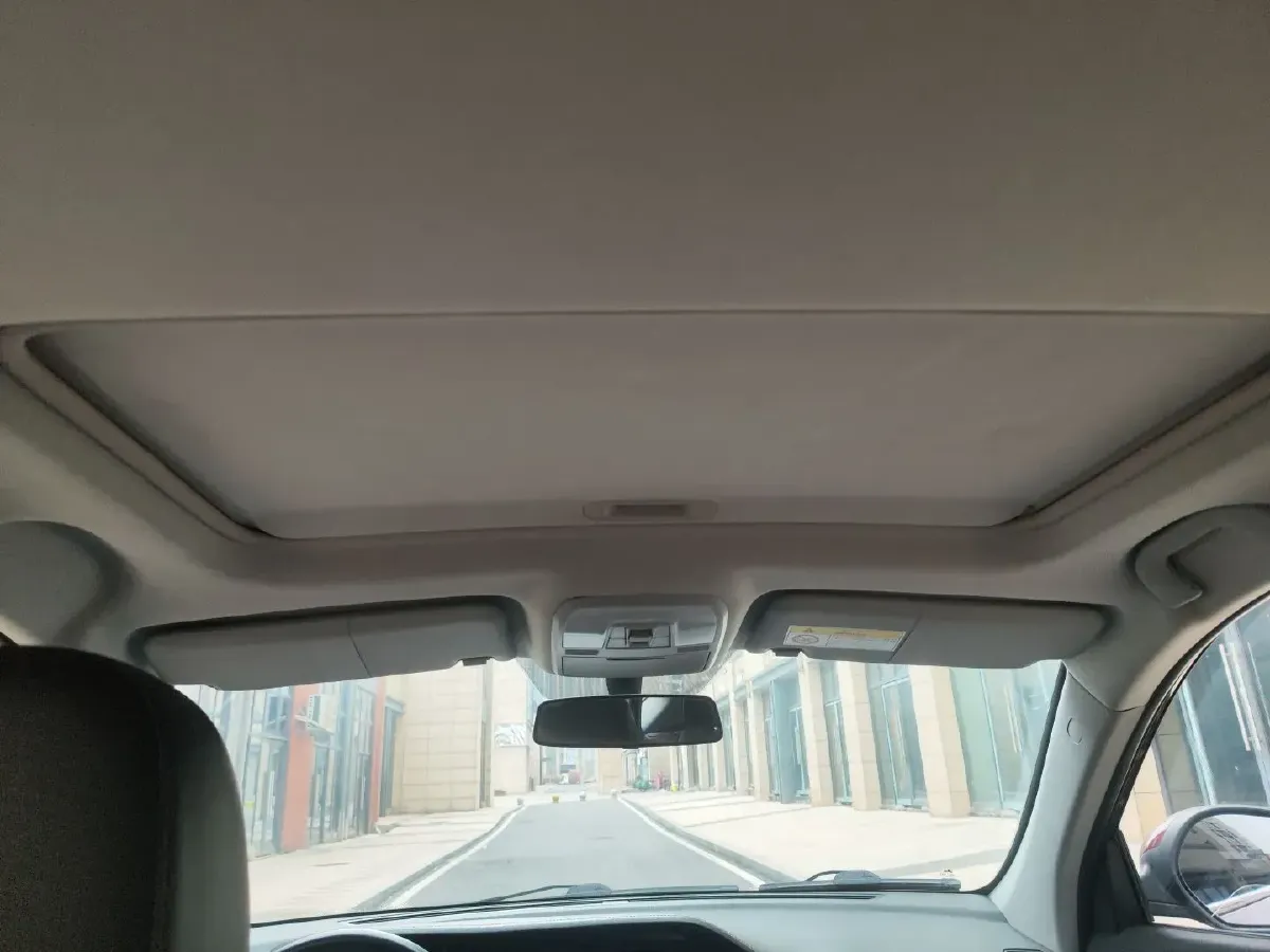 2017 Leopaard CS10 2.0T 177HP L4 6DCT,autocango,china used car exporter,china ev exporter,chinese used car exporter,chinese used ev exporter