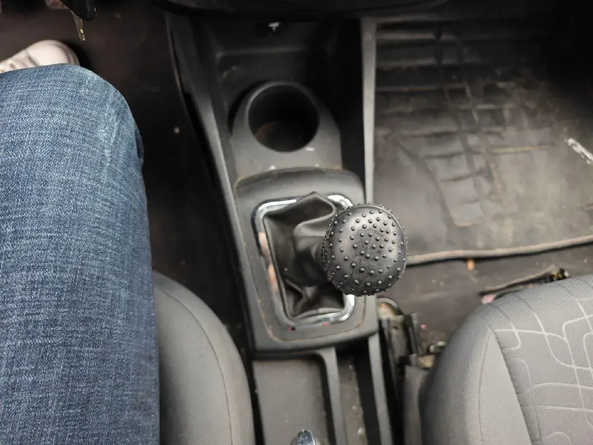 2014 DongFeng Aeolus A30 1.5L 116HP L4 5MT,autocango,china used car exporter,china ev exporter,chinese used car exporter,chinese used ev exporter