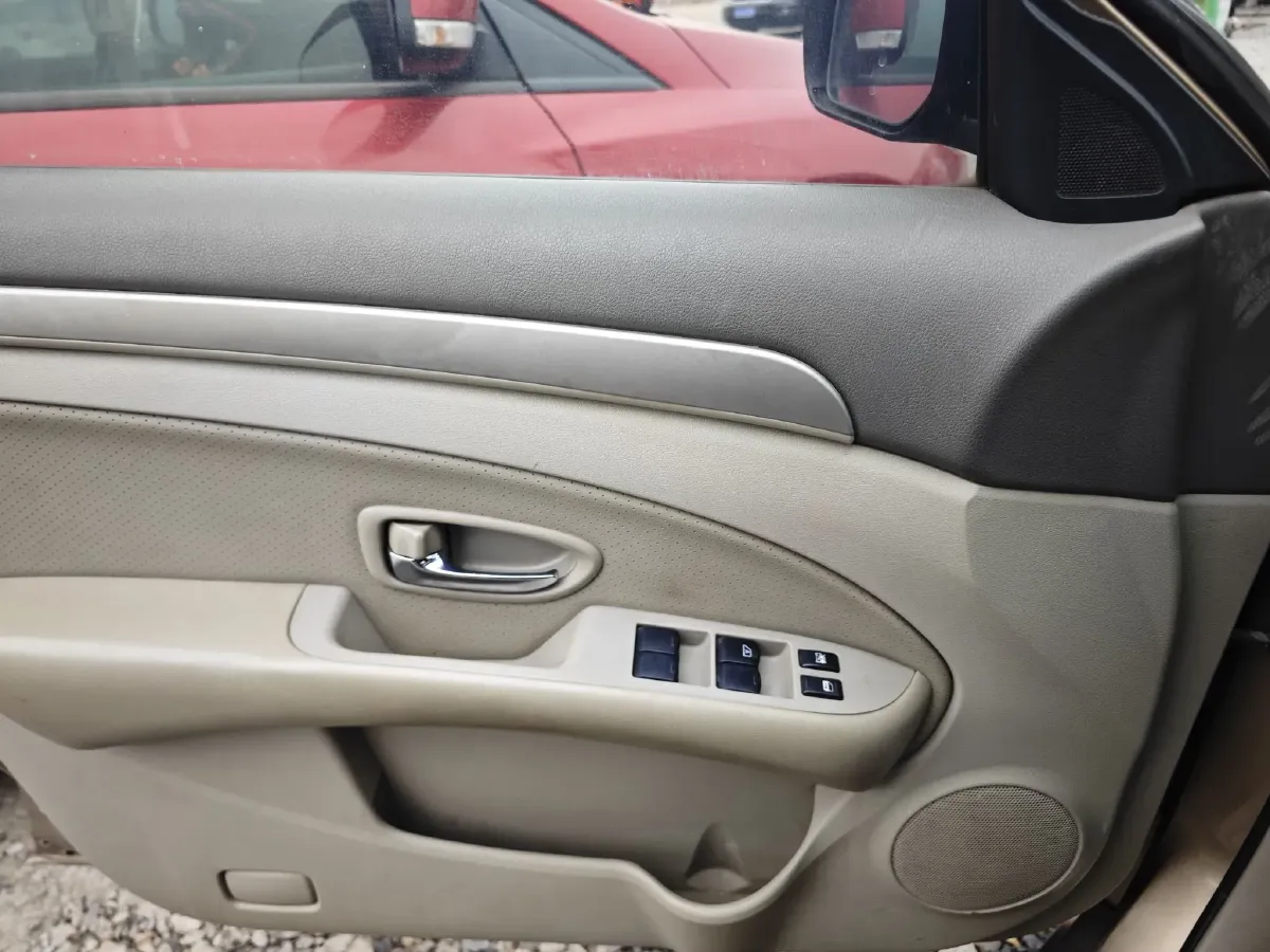 2014 DongFeng Aeolus A60 1.6L 117HP L4 5MT,autocango,china used car exporter,china ev exporter,chinese used car exporter,chinese used ev exporter