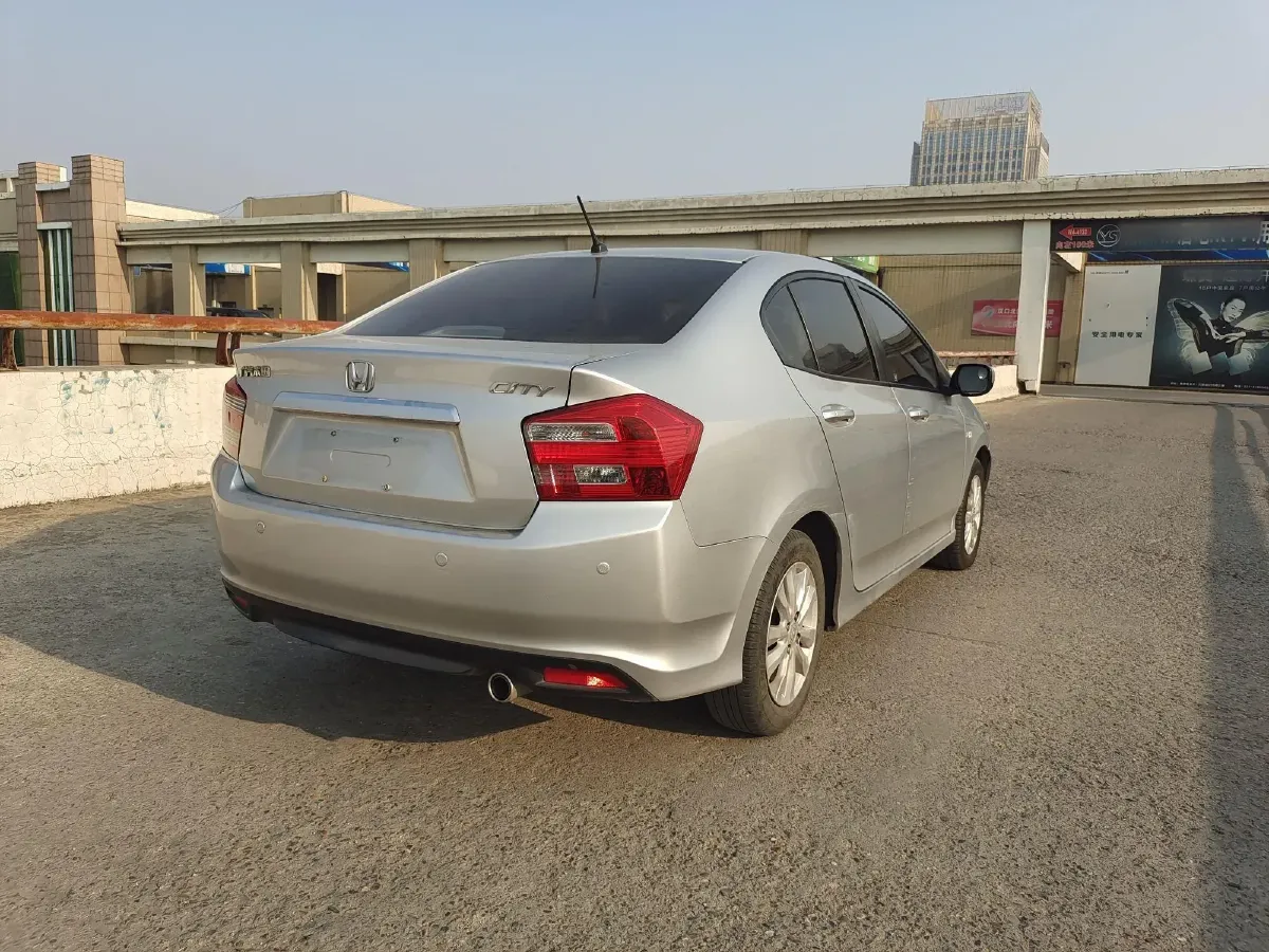 2012 Honda City Classic 1.5L 120HP L4 5AT,autocango,china used car exporter,china ev exporter,chinese used car exporter,chinese used ev exporter