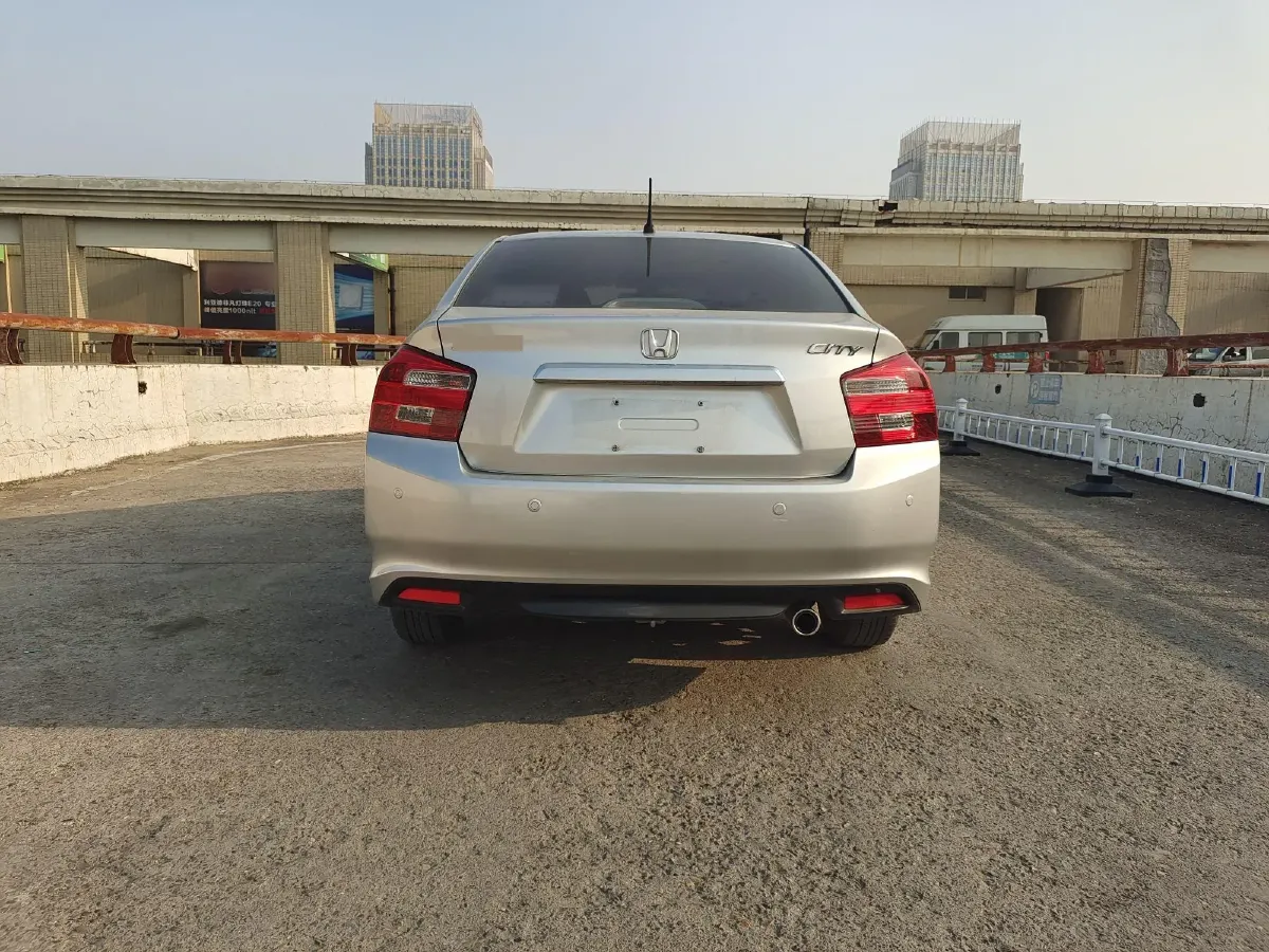 2012 Honda City Classic 1.5L 120HP L4 5AT,autocango,china used car exporter,china ev exporter,chinese used car exporter,chinese used ev exporter