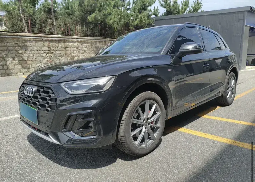 2024 Audi Q5L 2.0T 190HP L4 7DCT