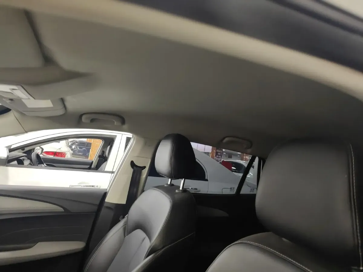 2018 Roewe Ei5 BEV 35KWH,autocango,china used car exporter,china ev exporter,chinese used car exporter,chinese used ev exporter