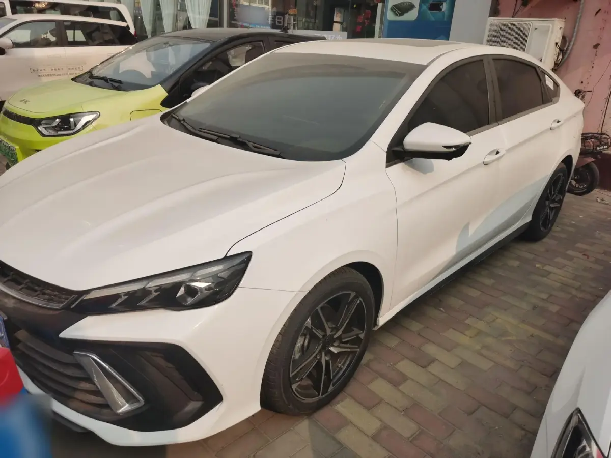 2022 Geely Binray 1.5T 181HP L4 7DCT