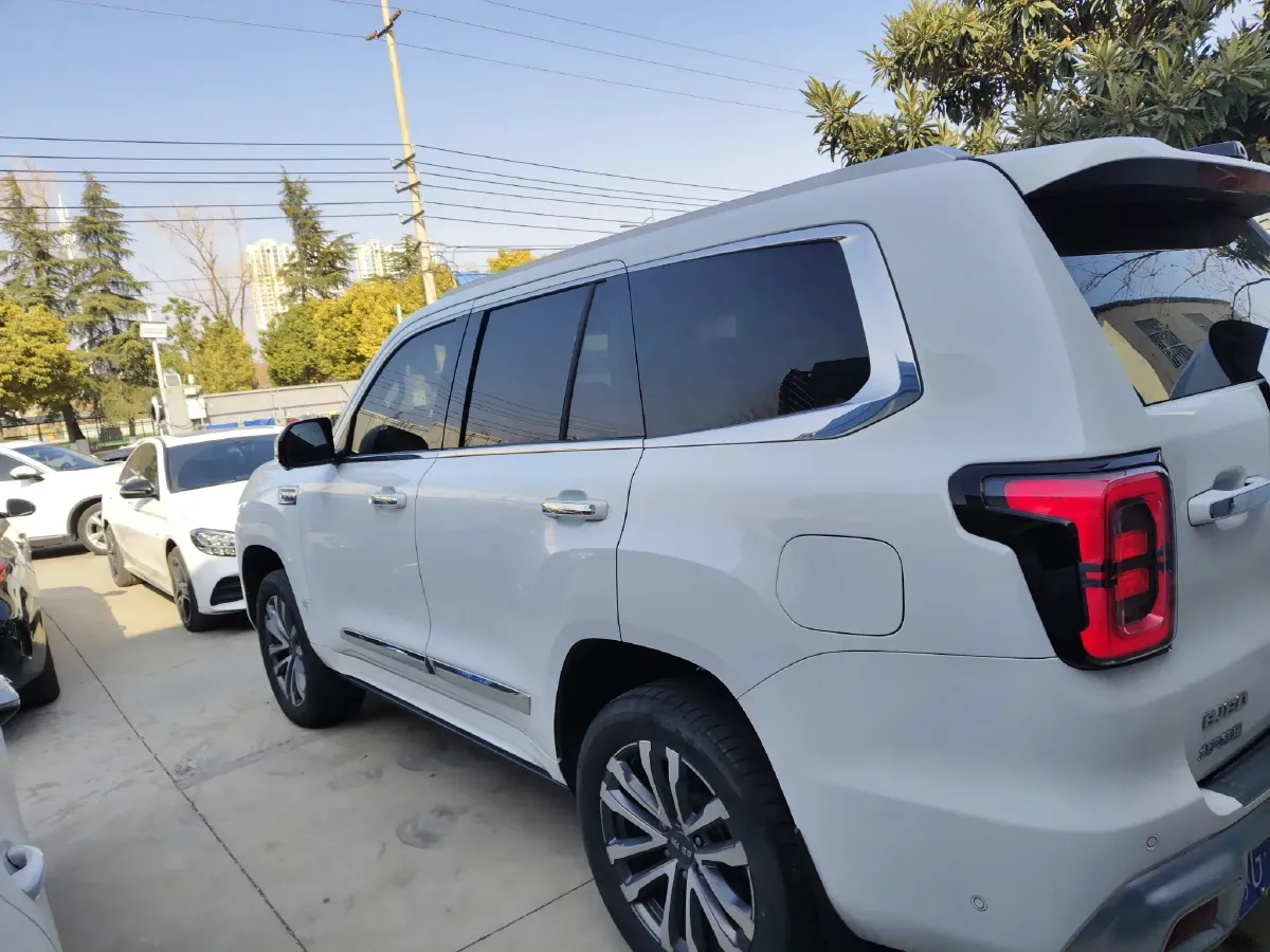 2022 BeiJing BJ60 2.0T 267HP L4 8AT,autocango,china used car exporter,china ev exporter,chinese used car exporter,chinese used ev exporter