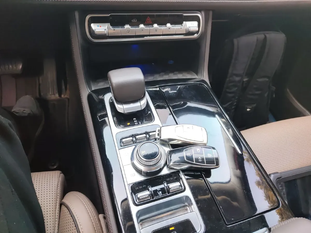 2022 BeiJing BJ60 2.0T 267HP L4 8AT,autocango,china used car exporter,china ev exporter,chinese used car exporter,chinese used ev exporter