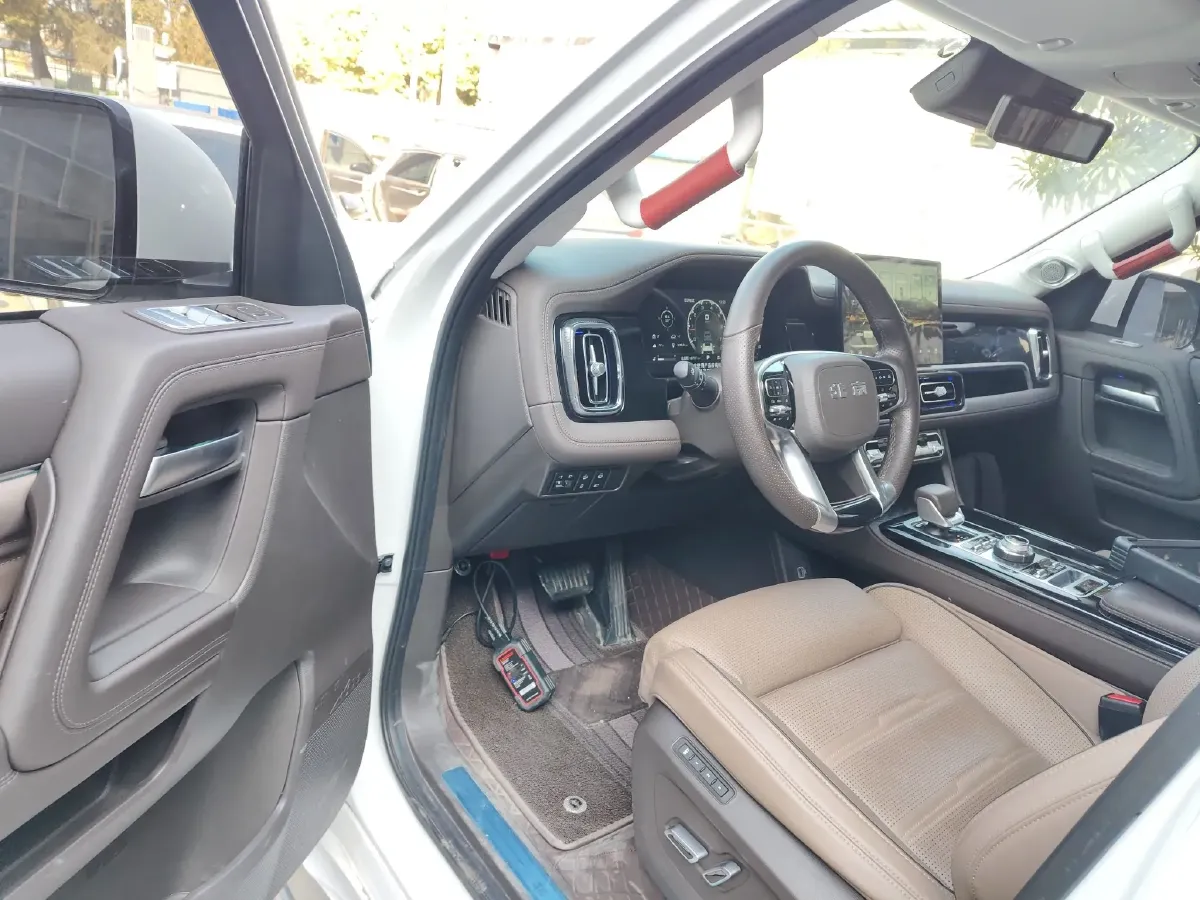 2022 BeiJing BJ60 2.0T 267HP L4 8AT,autocango,china used car exporter,china ev exporter,chinese used car exporter,chinese used ev exporter