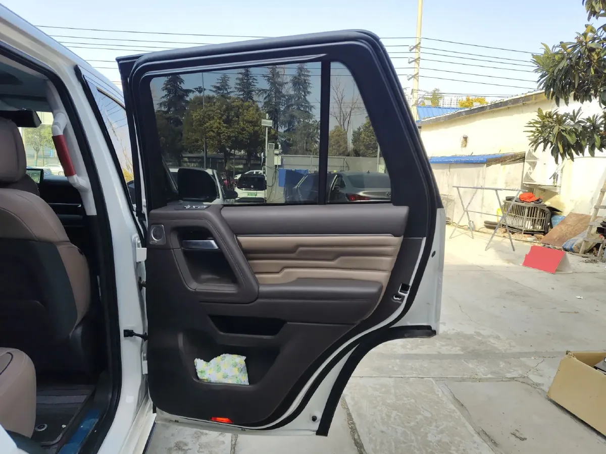 2022 BeiJing BJ60 2.0T 267HP L4 8AT,autocango,china used car exporter,china ev exporter,chinese used car exporter,chinese used ev exporter