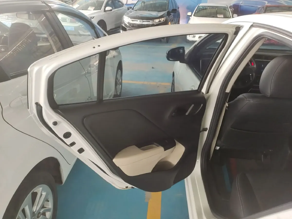 2016 Honda Greiz 1.5L 131HP L4 CVT,autocango,china used car exporter,china ev exporter,chinese used car exporter,chinese used ev exporter