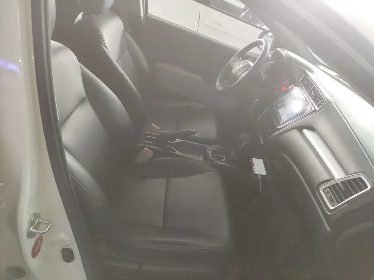 2016 Honda Greiz 1.5L 131HP L4 CVT,autocango,china used car exporter,china ev exporter,chinese used car exporter,chinese used ev exporter