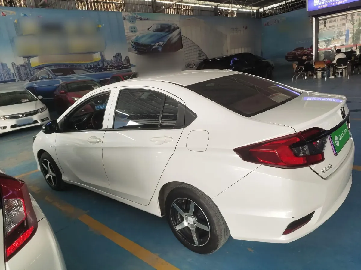 2016 Honda Greiz 1.5L 131HP L4 CVT,autocango,china used car exporter,china ev exporter,chinese used car exporter,chinese used ev exporter