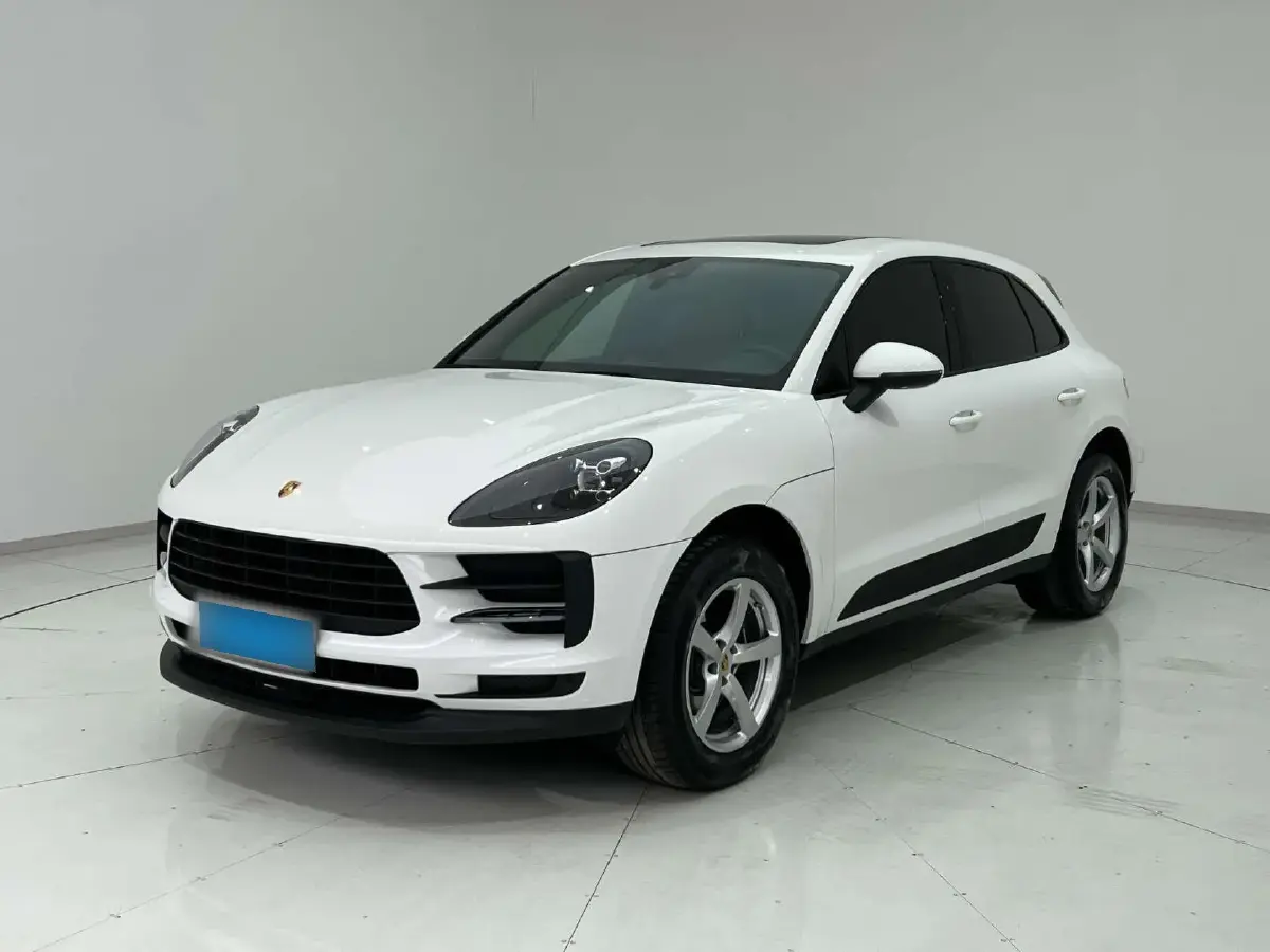 2018 Porsche Macan 2.0T 252HP L4 7DCT
