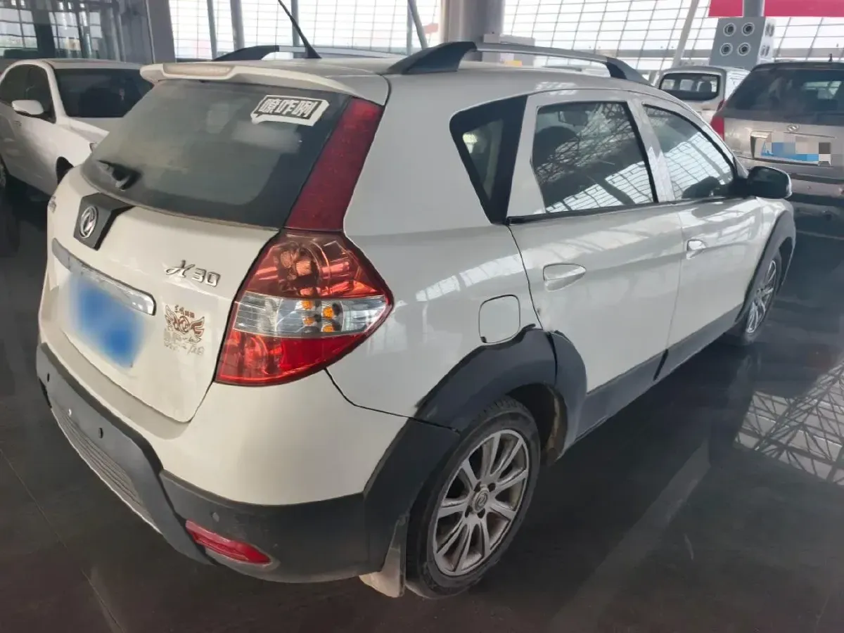 2014 DongFeng Aeolus H30 1.5L 116HP L4 5MT,autocango,china used car exporter,china ev exporter,chinese used car exporter,chinese used ev exporter