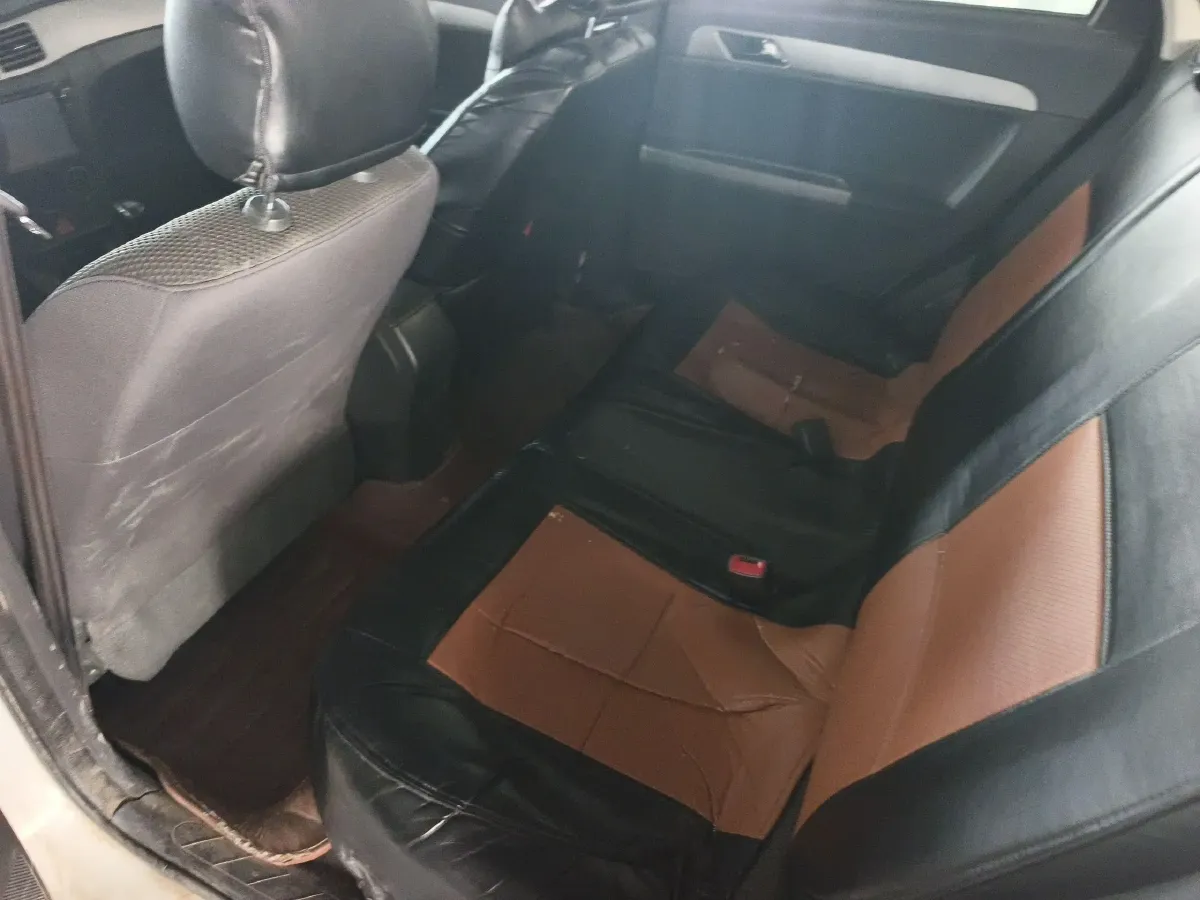 2014 DongFeng Aeolus H30 1.5L 116HP L4 5MT,autocango,china used car exporter,china ev exporter,chinese used car exporter,chinese used ev exporter