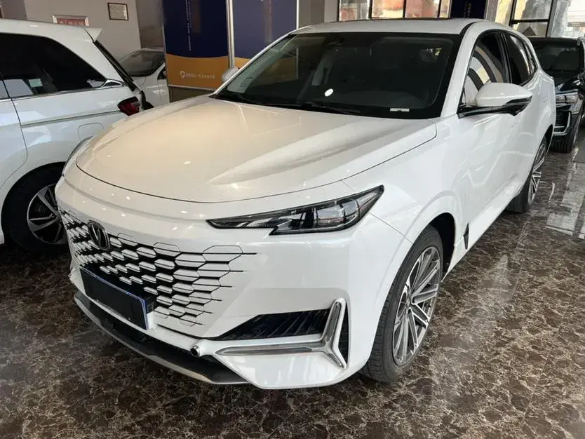 2021 ChangAn UNI-K 2.0T 233HP L4 8AT