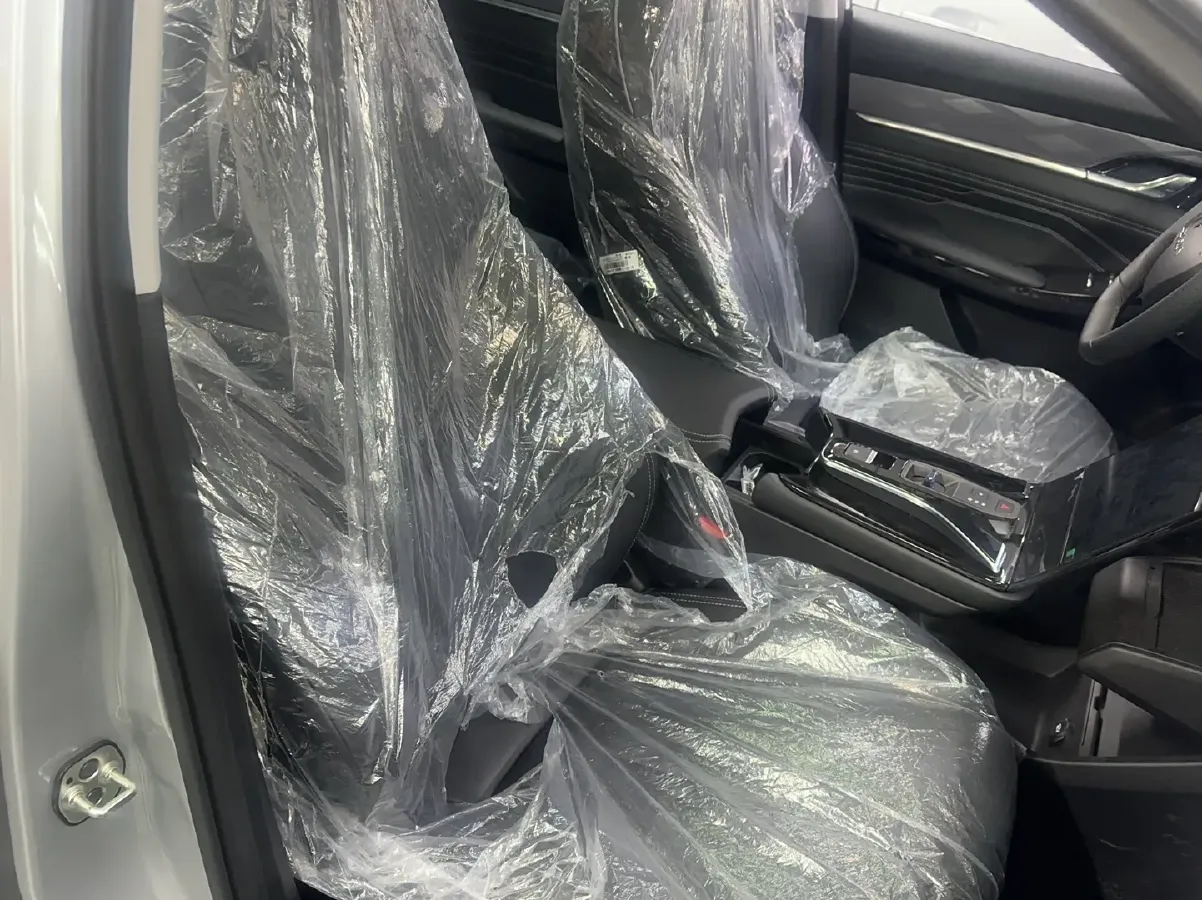 2023 DongFeng Aeolus HaoHan 1.5T 204HP L4 7DCT,autocango,china used car exporter,china ev exporter,chinese used car exporter,chinese used ev exporter