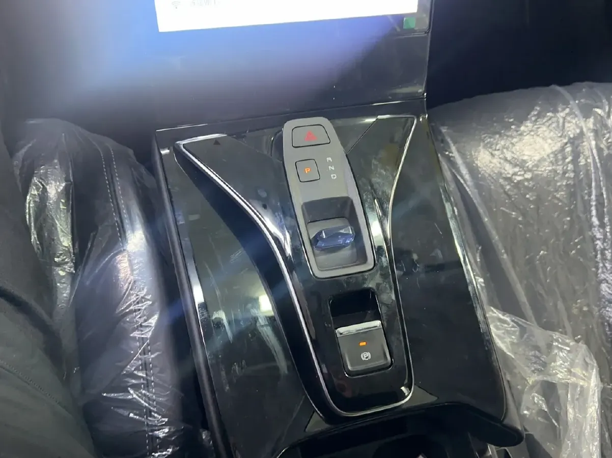 2023 DongFeng Aeolus HaoHan 1.5T 204HP L4 7DCT,autocango,china used car exporter,china ev exporter,chinese used car exporter,chinese used ev exporter