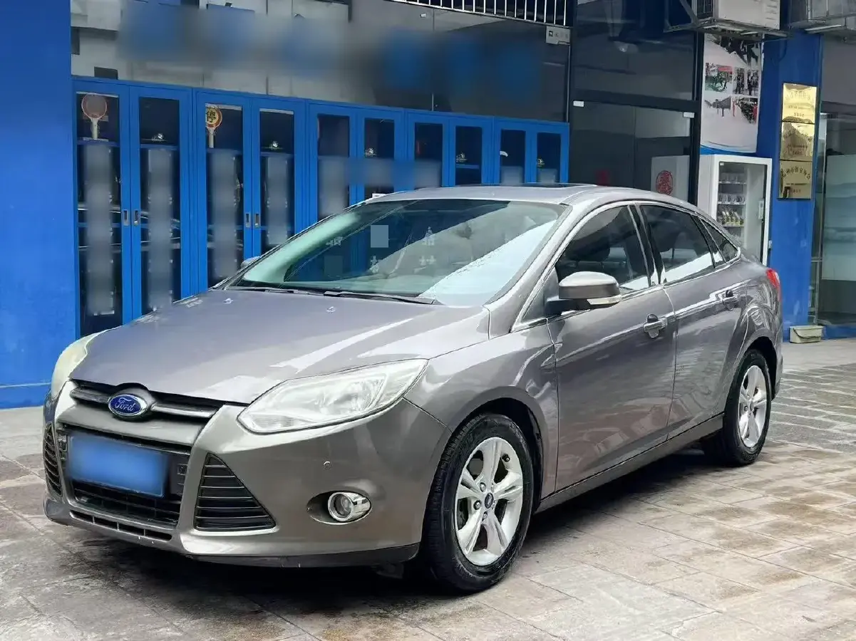 2012 Ford Focus 1.6L 125HP L4 6DCT