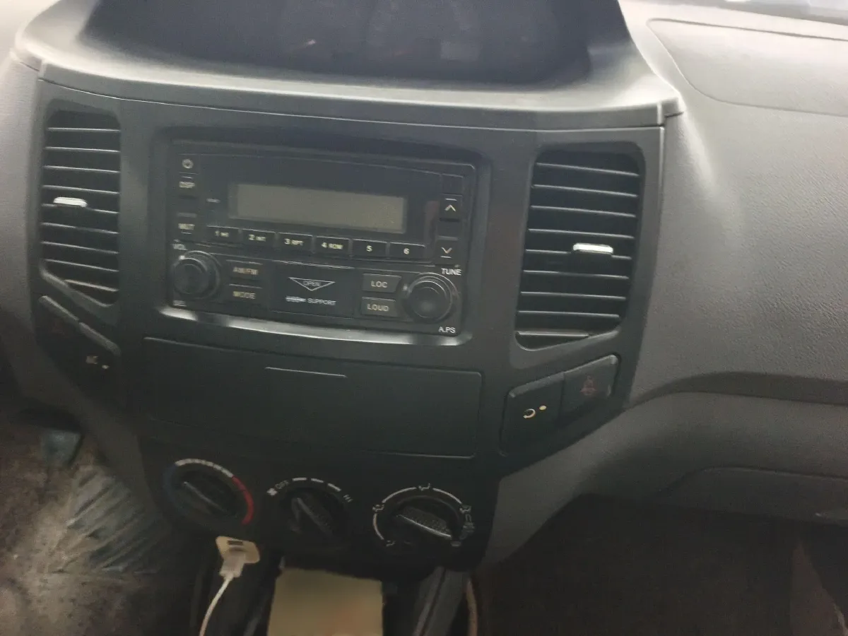 2013 Geely KingKong 1.5L 94HP L4 5MT,autocango,china used car exporter,china ev exporter,chinese used car exporter,chinese used ev exporter