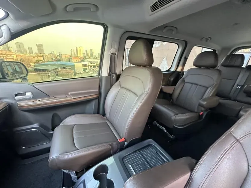 2021 DongFeng Forthing LingZhi Plus 2.0L 133HP L4 6MT,autocango,china used car exporter,china ev exporter,chinese used car exporter,chinese used ev exporter