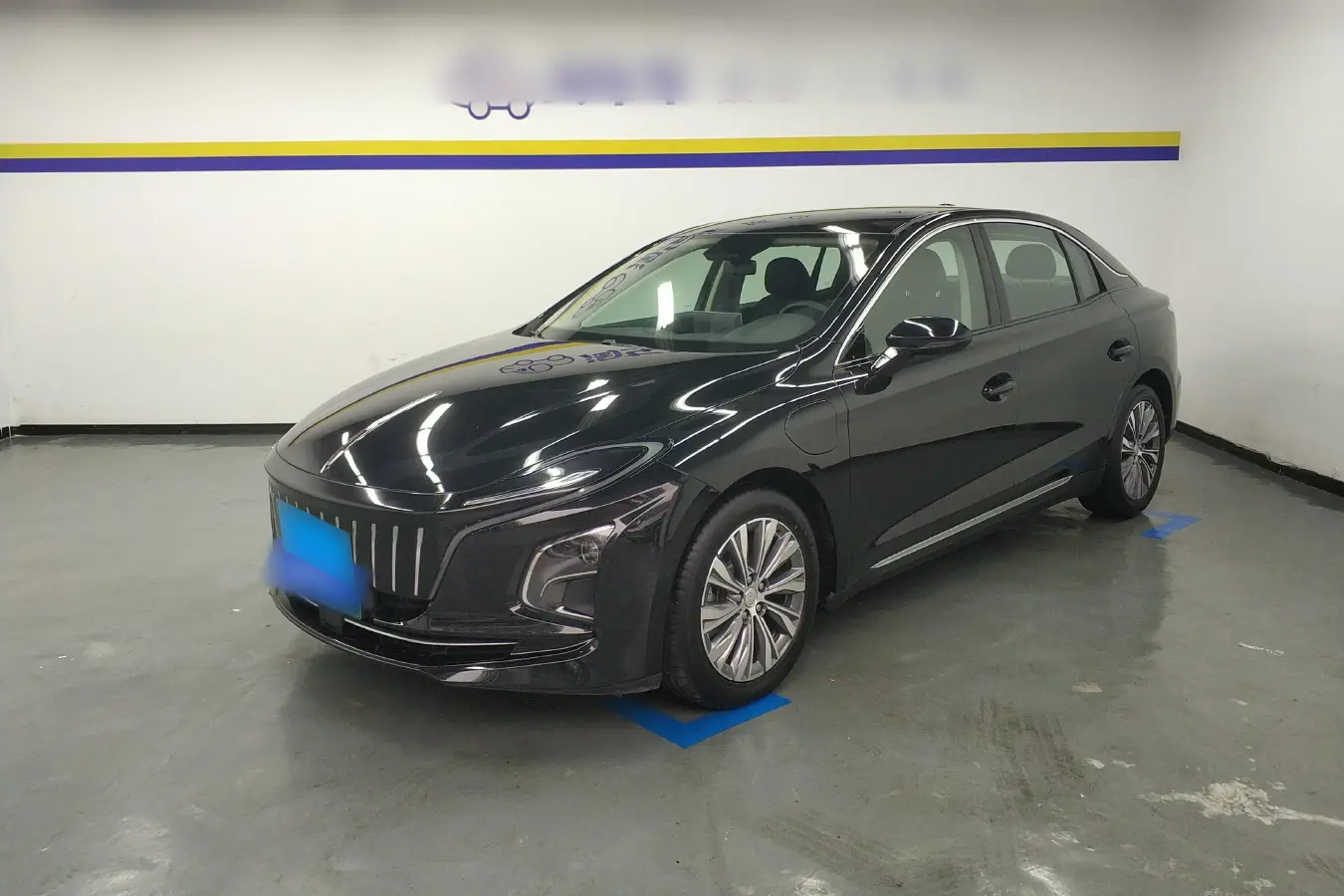 2022 HongQi E-QM5 BEV 54KWH