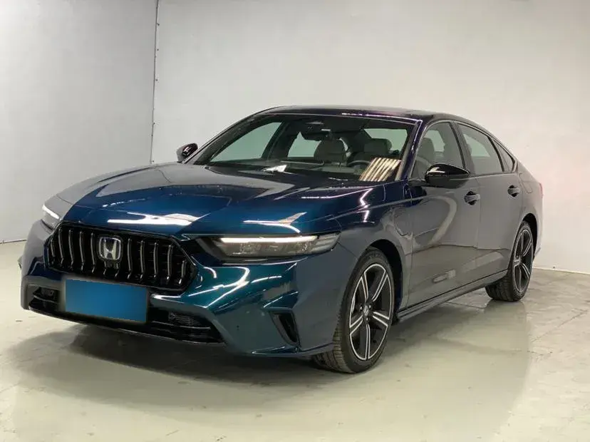 2023 Honda Inspire 2.0L 148HP L4 E-CVT PHEV