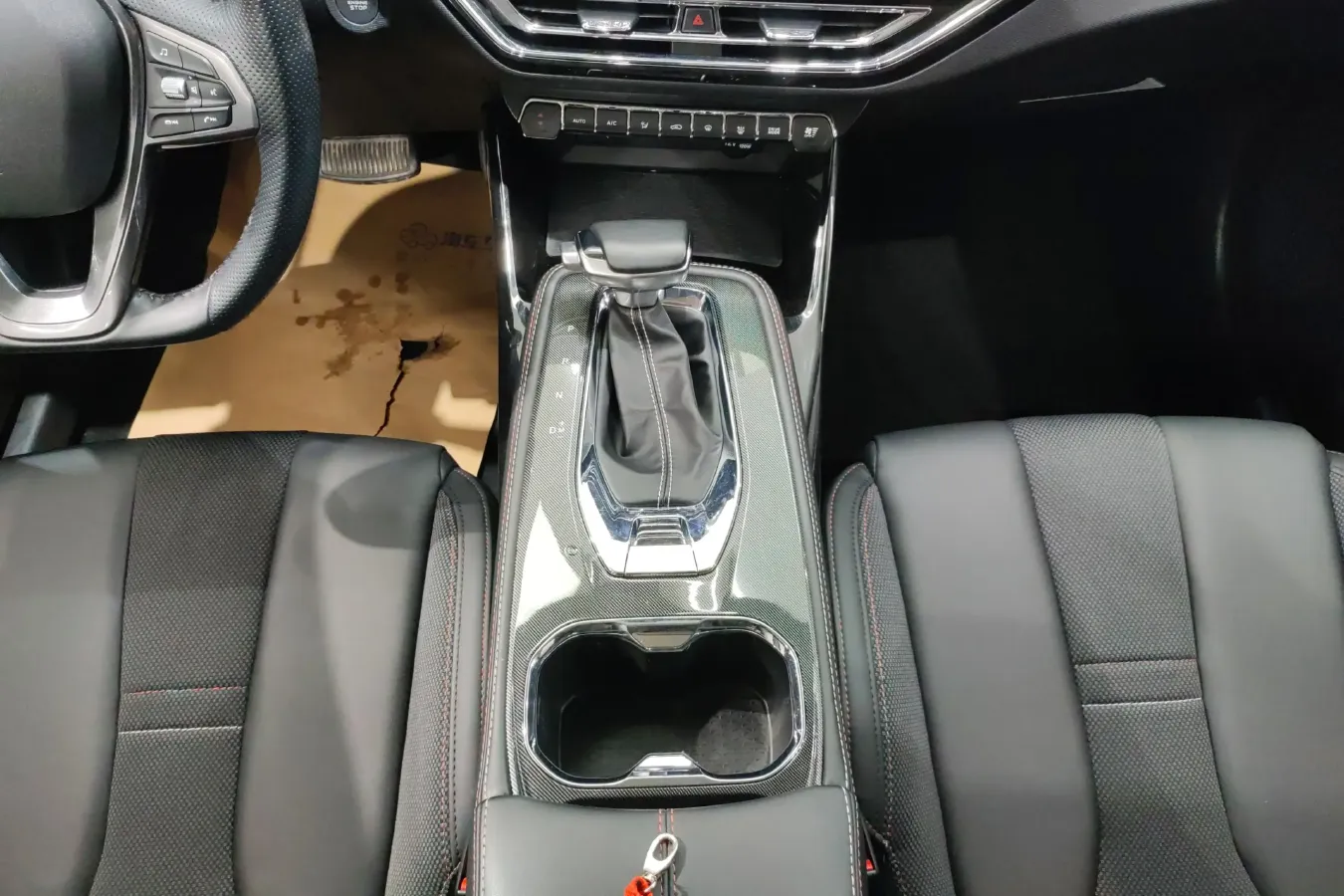 2021 ChangAn Oshan X5 1.5T 180HP L4 7DCT,autocango,china used car exporter,china ev exporter,chinese used car exporter,chinese used ev exporter