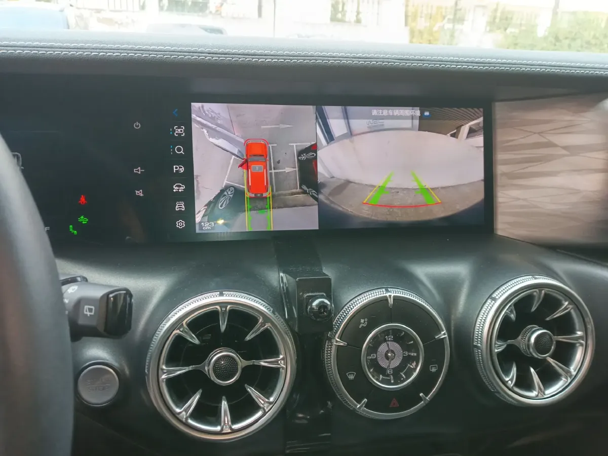 2021 Tank 300 2.0T 227HP L4 8AT,autocango,china used car exporter,china ev exporter,chinese used car exporter,chinese used ev exporter