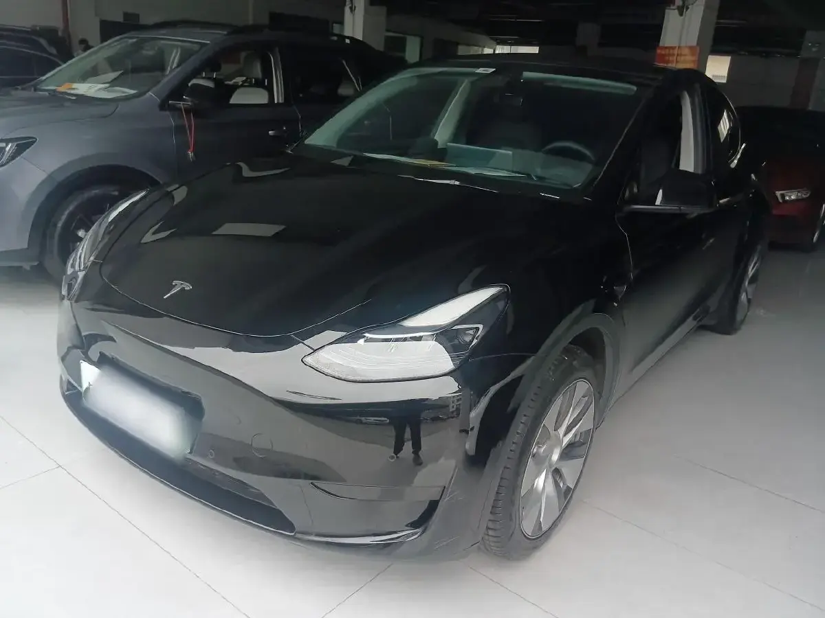 2022 Tesla Model Y BEV 60KWH