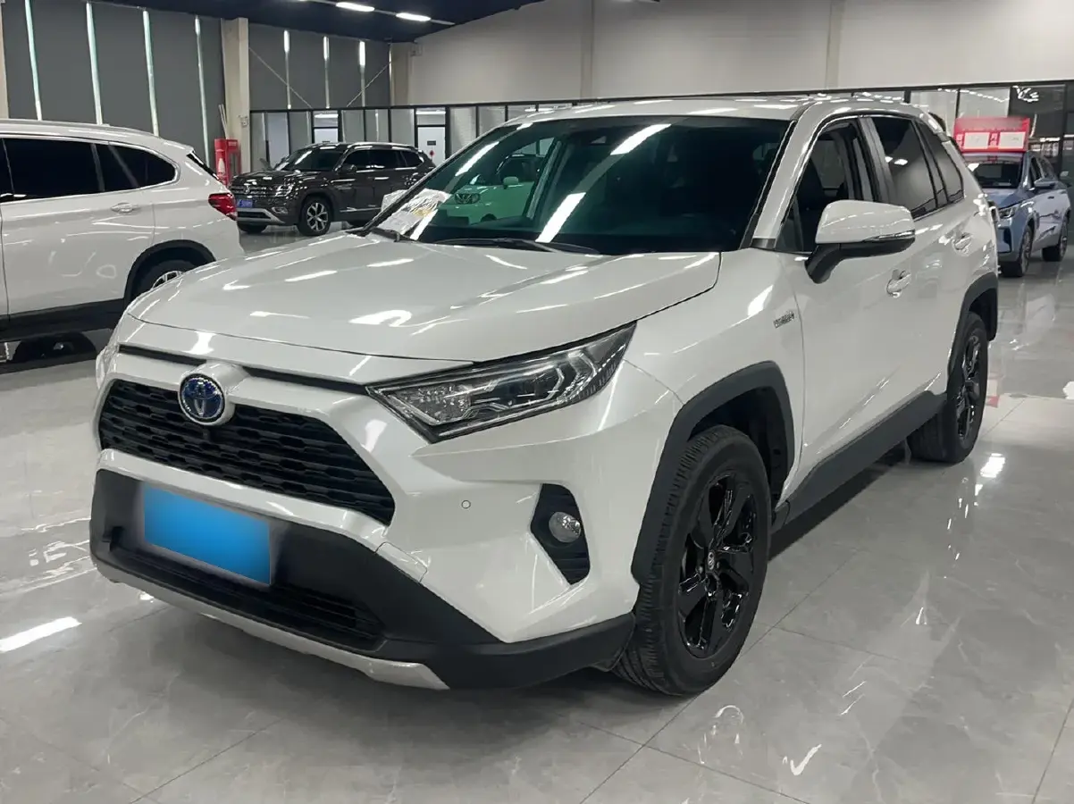 2021 Toyota RAV4 2.5L 178HP L4 E-CVT Hybrid