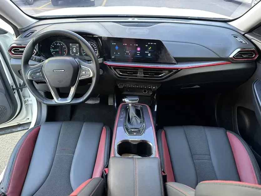 2021 ChangAn Oshan X5 1.5T 180HP L4 7DCT,autocango,china used car exporter,china ev exporter,chinese used car exporter,chinese used ev exporter