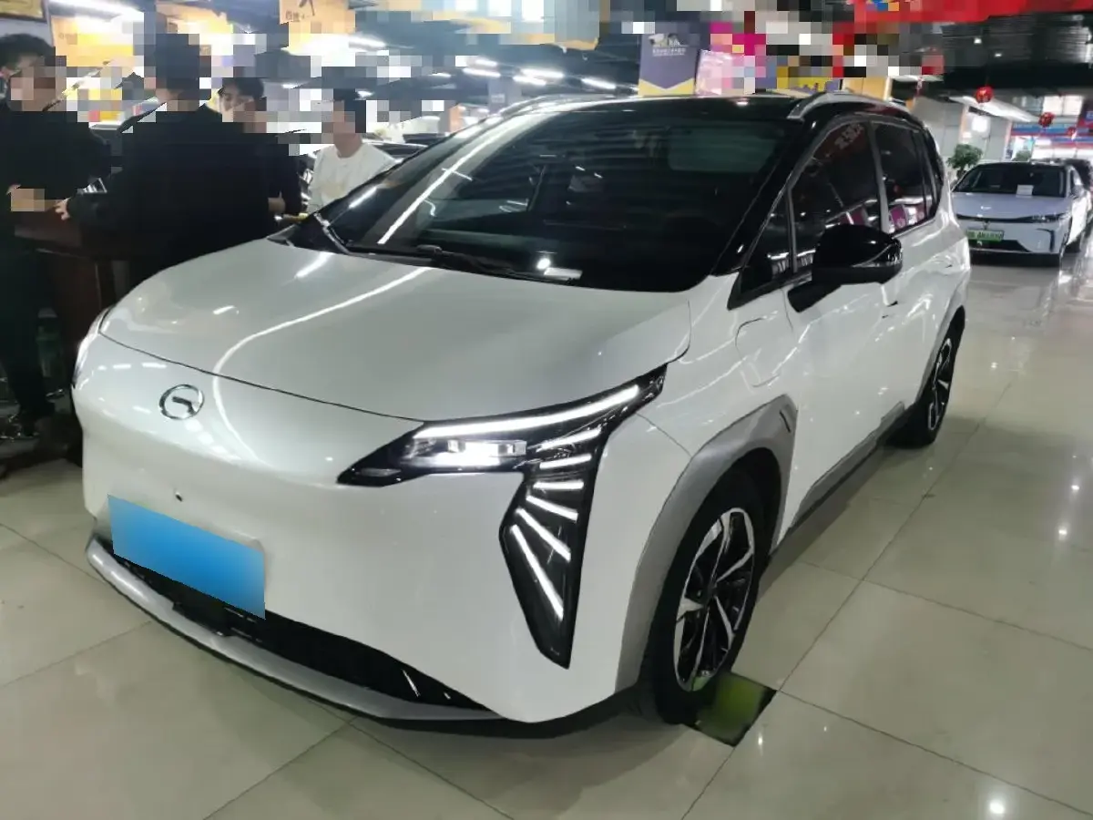 2023 Aion Y BEV 61.7KWH