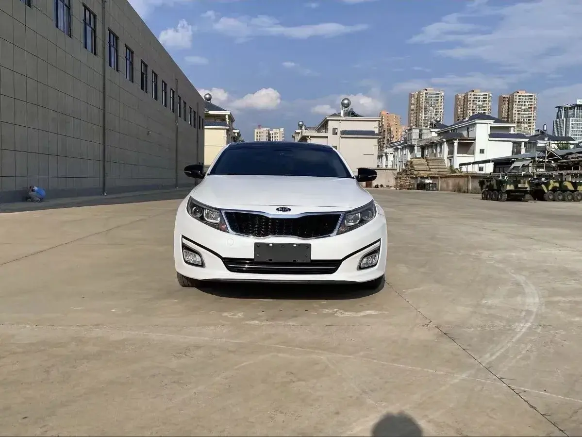 2014 Kia K5 2.0L 162HP L4 6AT